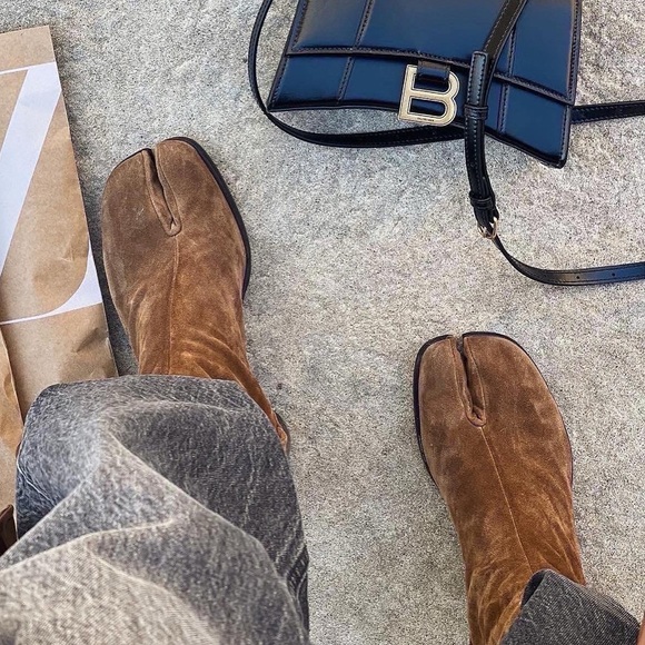 Maison Martin Margiela Brown Ankle Boots - Picture 9 of 9